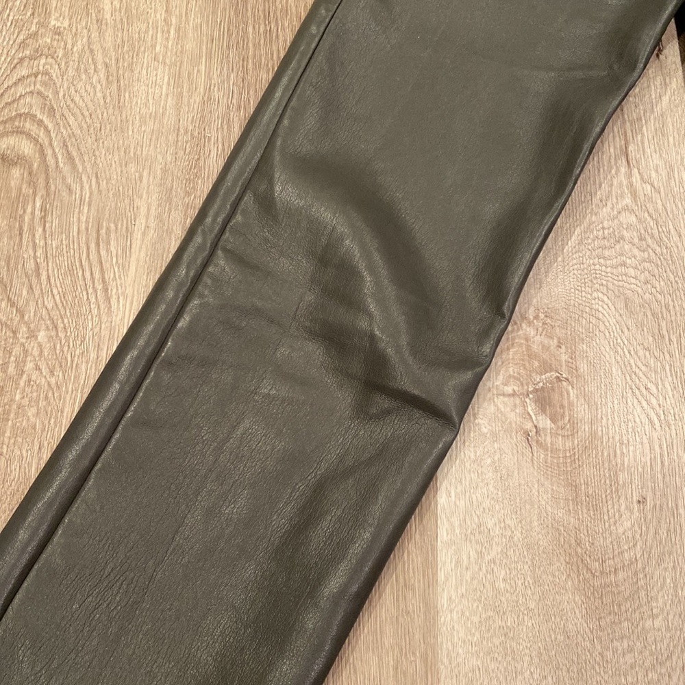 Aritzia Babaton Grey Melina Faux Leather Pants - Picture 2 of 6